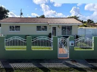 3300 SW 94th Ct, Miami, FL 33165