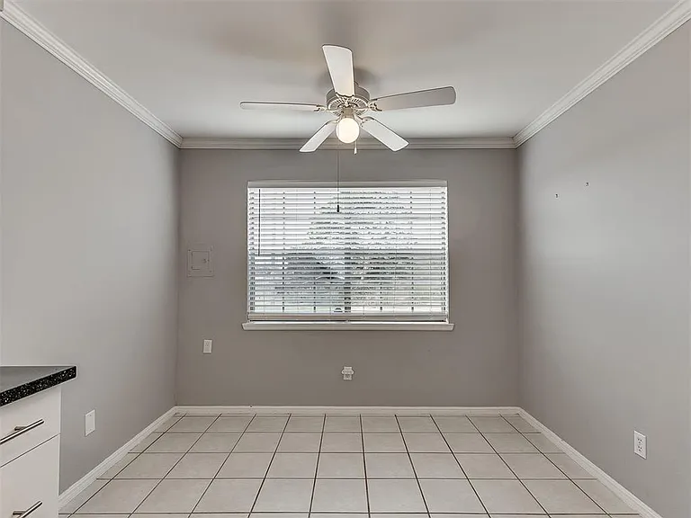 1703 E Lindsey St — Photo 17