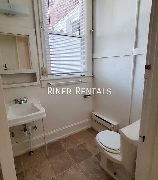437K S Mason St — Photo 5