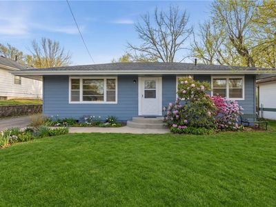 914 Locust St, Pleasant Hill, MO, 64080