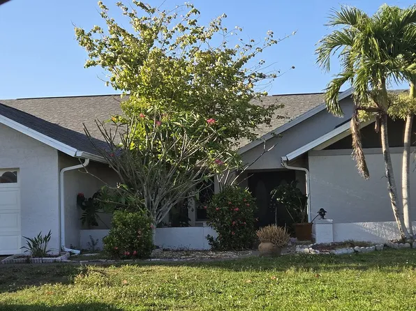 1843 SE 2nd Ter, Cape Coral, FL 33990