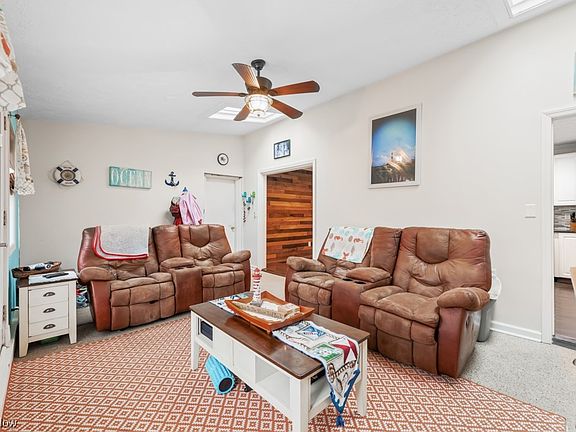 4th image of 4103 Sabin Dr