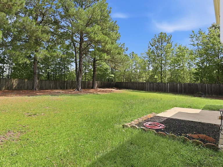 4906 Yorkchester Dr — Photo 35