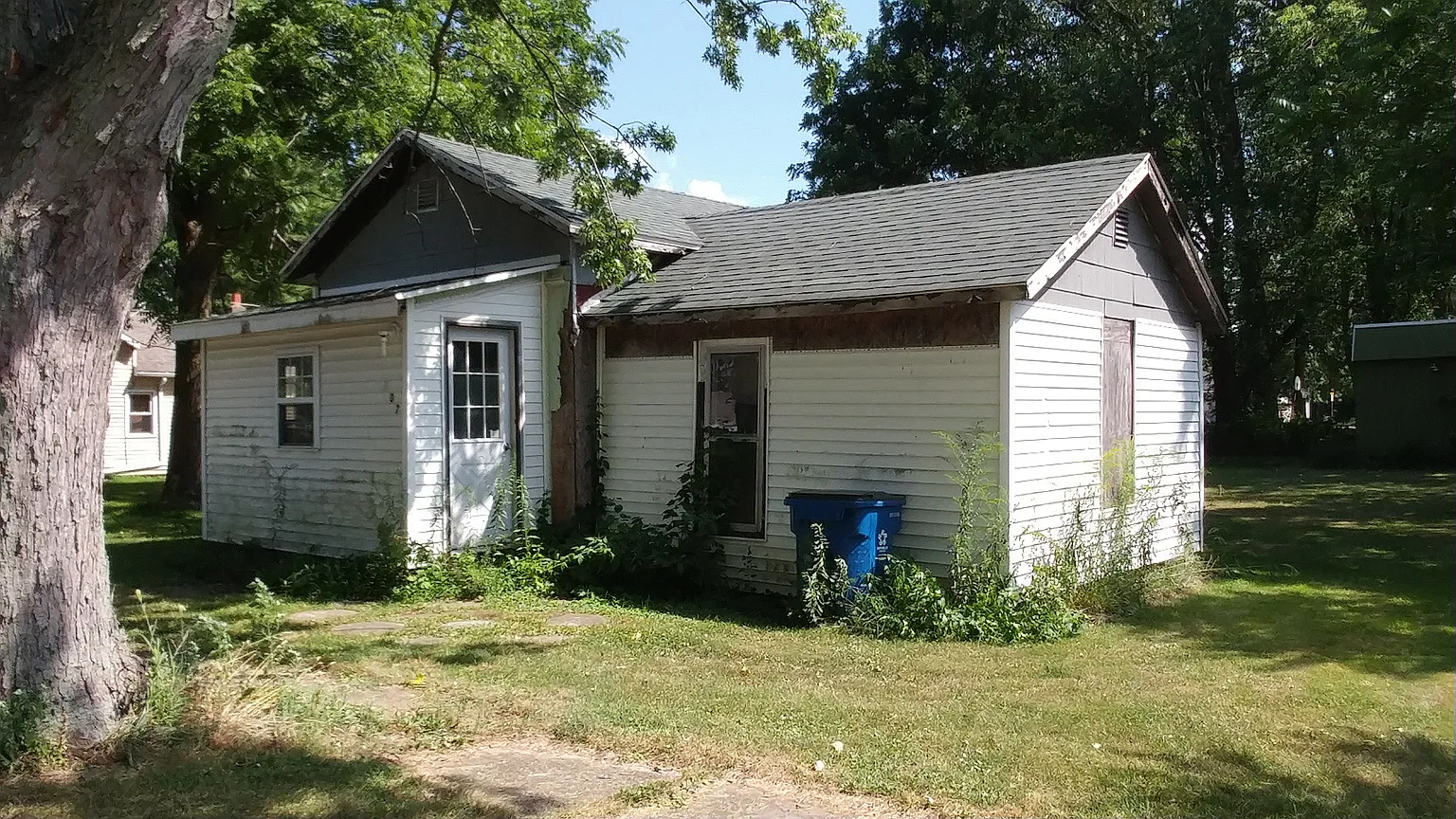 407 W Quad Ave photo 1