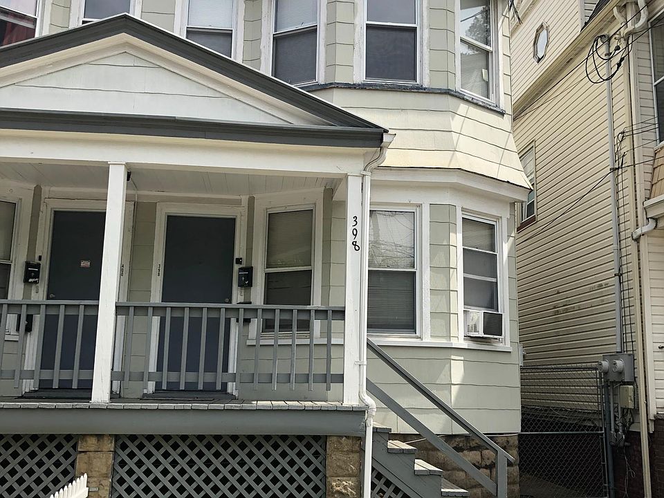 1st image of 398 Bradford St #2