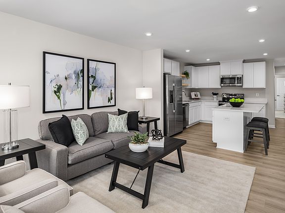 4th image of 1040 Biscayne St #201