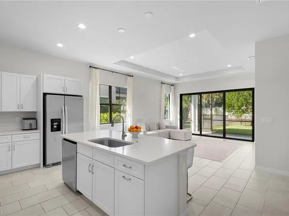 14720 Kingfisher Loop, Naples, FL 34120