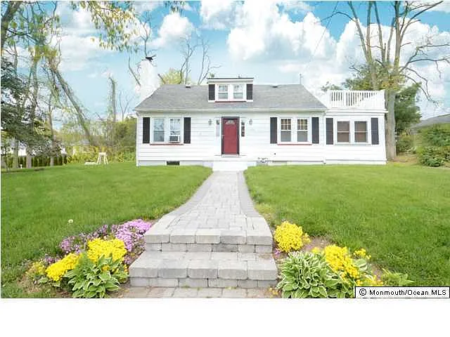 1216 Narrumson Road photo 1