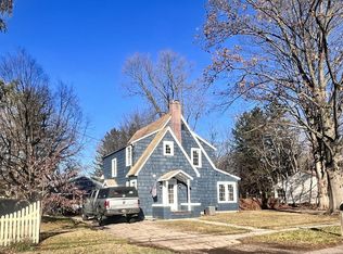 2303 Fairfield Rd, Portage, MI 49002