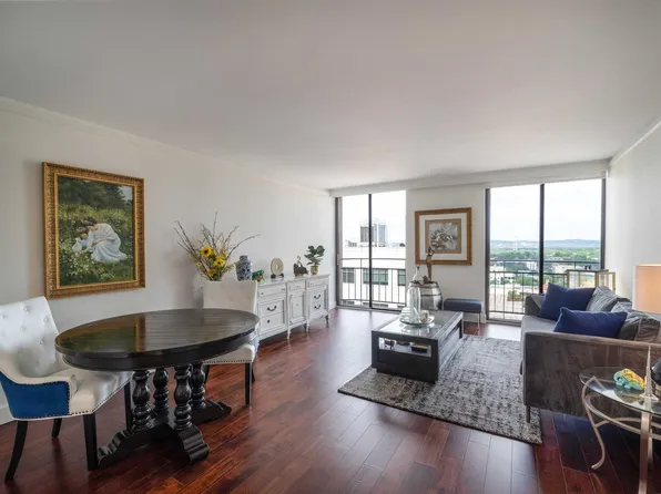 1122 Colorado St, Austin, TX