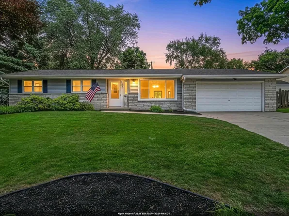 153 Joan Ave, Green Bay, WI 54302