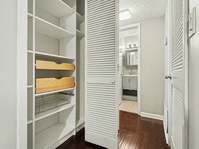 918 Dunbar Dr — Photo 12