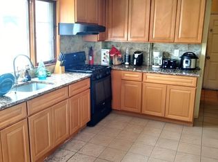 32 Hancock St, Medford, MA 02155