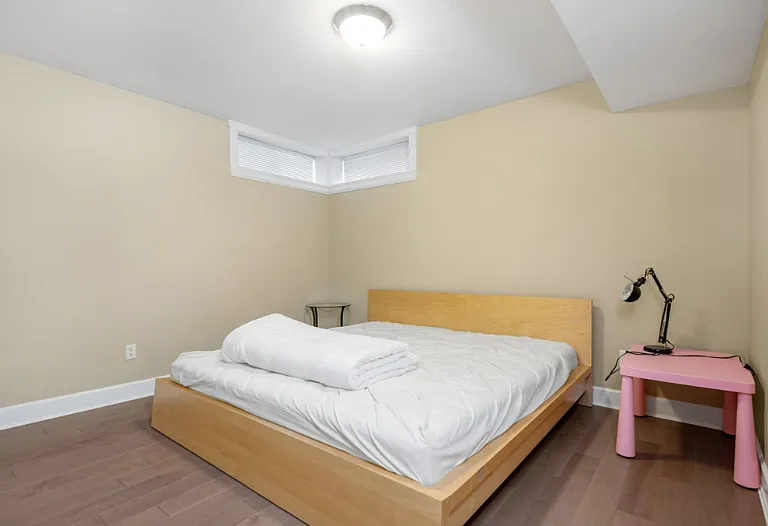 3428 Trafalgar St #BASEMENT — Photo 3