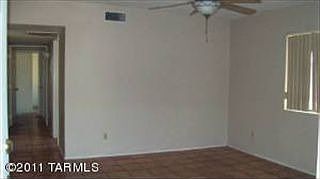 3rd image of 1737 W Linden St