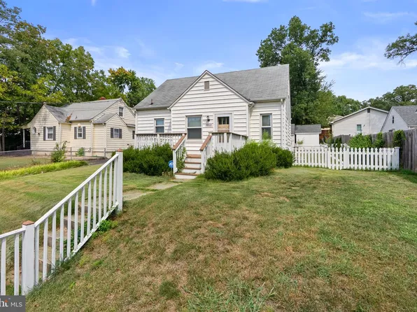 4810 Delaware St, College Park, MD 20740