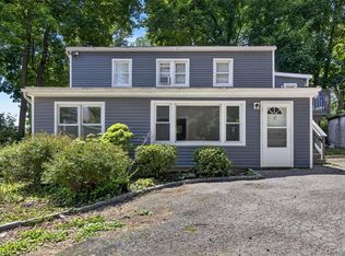 4 Riverview Ave Floor 2, New Windsor, NY 12553