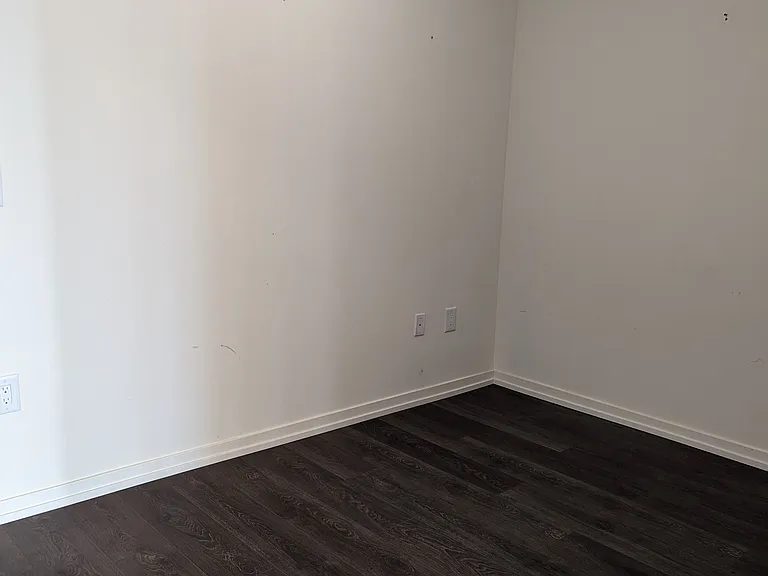 3237 Bayview Ave #901 — Photo 16
