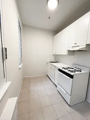 Rented by Highline Residential | media 10