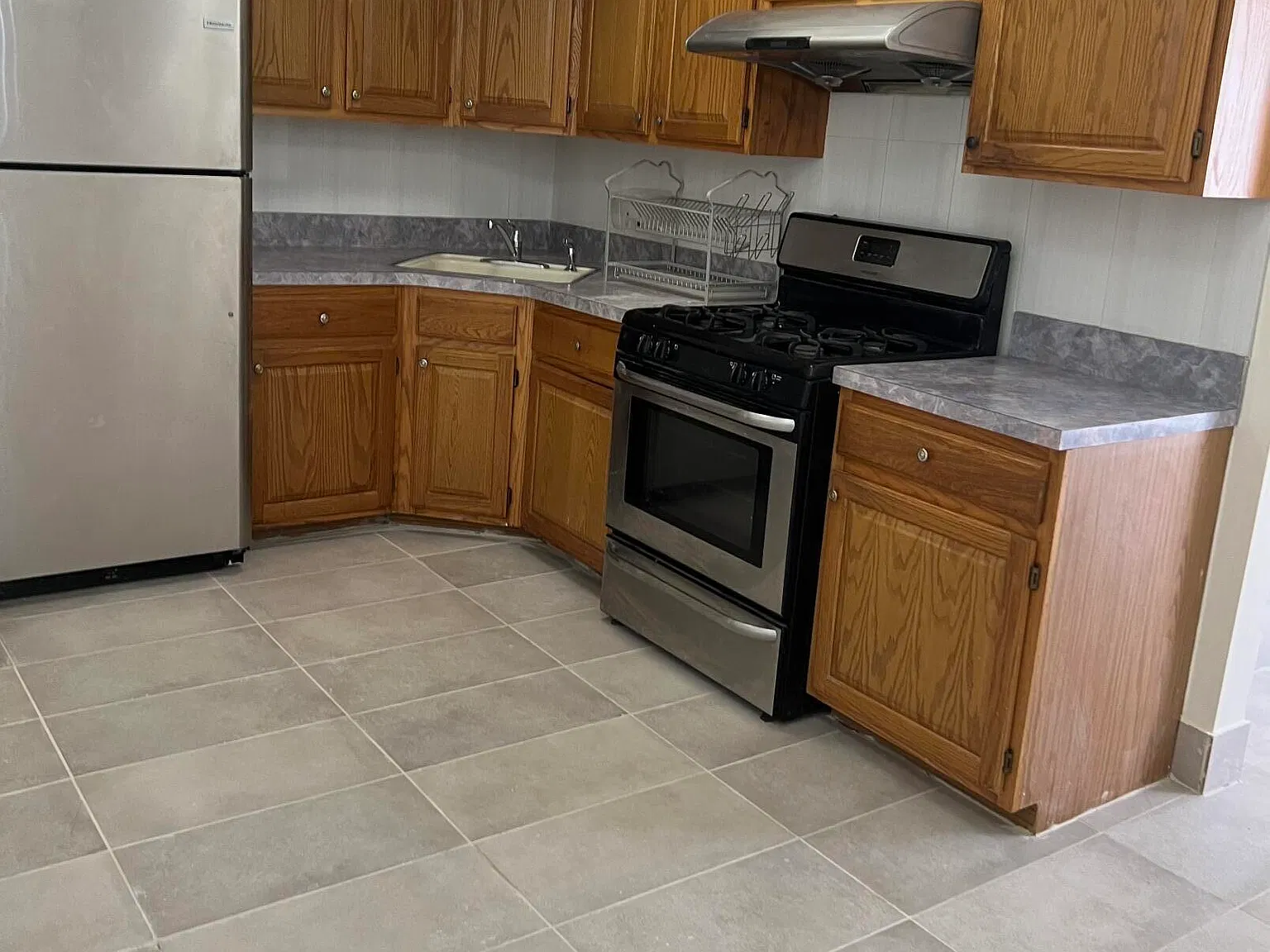 1 bed, 1.0 bath, 1680 sqft, $1,800 — Photo 3