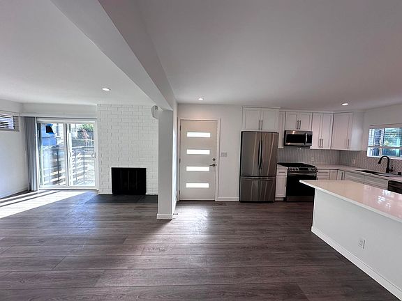 3rd image of 3666 Watseka Ave APT 1