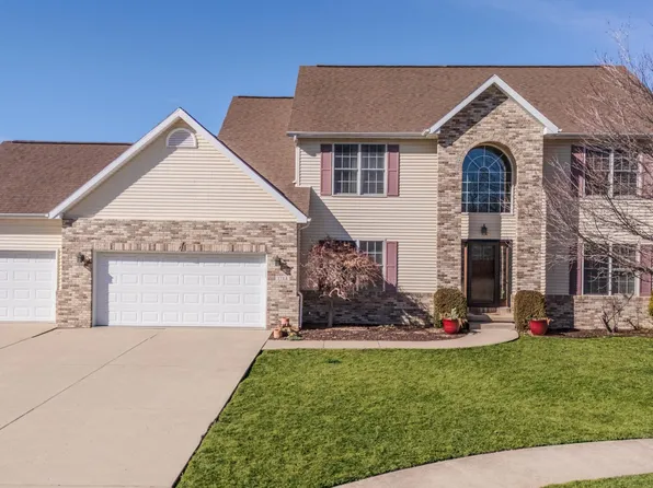 1713 Blue Spruce Ct, Normal, IL 61761