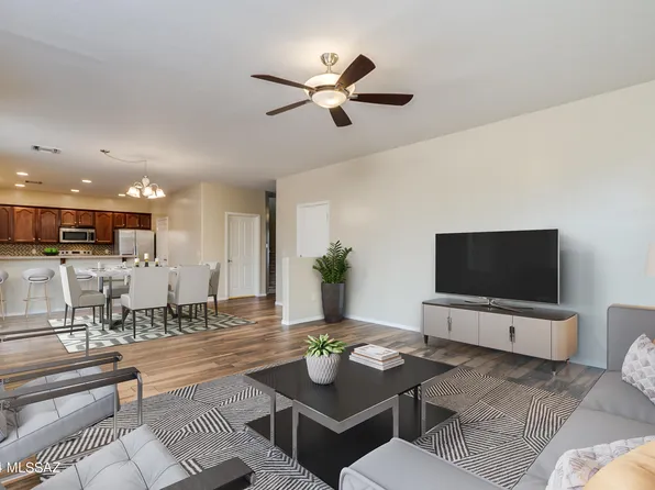 8370 N Weston Pl, Tucson, AZ 85741