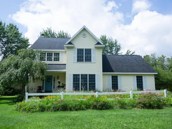 6815 Napoleon Rd, Jackson, MI 49201