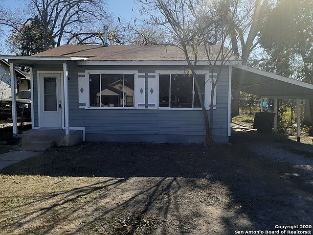 1st image of 814 Prado St