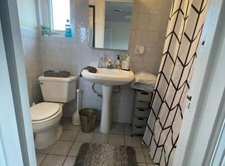 5325 W Winnemac Ave APT 4, Chicago, IL 60630