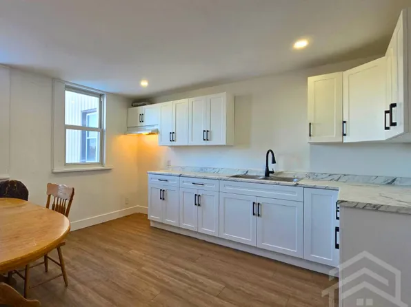 53 Talbot Street East Aylmer, 53 Talbot St E, Aylmer, ON N5H 1H3