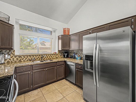 2nd image of 8515 W BLUEFIELD Avenue