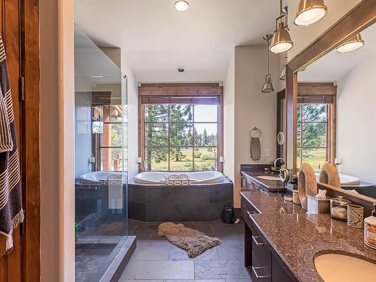 13193 Snowshoe Thompson Cir — Photo 17