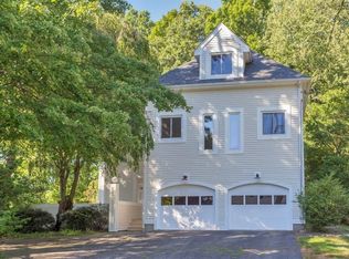 4 Canterbury Close, Westport, CT 06880