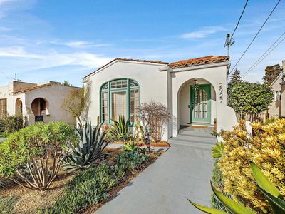 2927 Seminary Ave, Oakland, CA, 94605