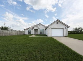 8613 Las Palmas Dr, Pharr, TX 78577