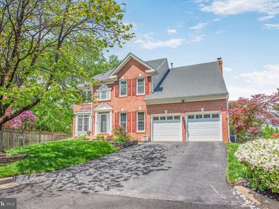 8102 Creekview Dr, Springfield, VA, 22153