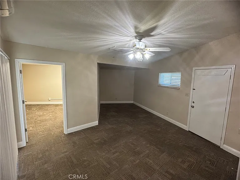2100 Kennedy Ave — Photo 30