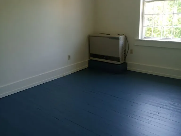 8-10 Conant Sq — Photo 5