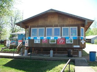 151 Holiday Ridge Rd, Edwards, MO 65326