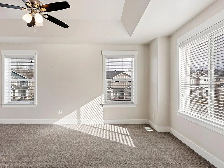 Spacious master bedroom, plenty of room for a king size bed