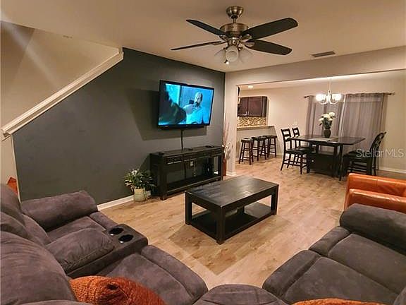 5th image of 3011 Mojave Oak Dr