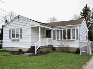 18 Rosewood Ter, North Tonawanda, NY 14120