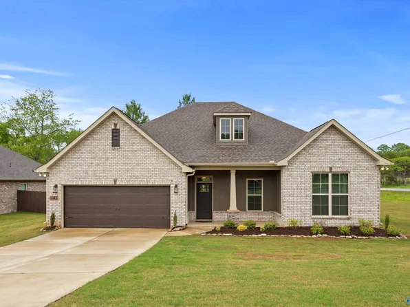101 Kambry Grove Dr, Huntsville, AL 35811