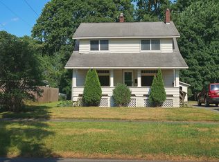 2335 Buckeye Cir, Youngstown, OH