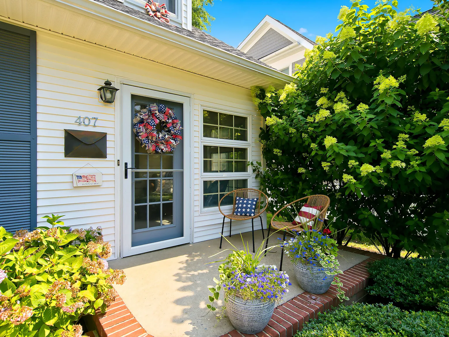 4 bed, 1423 sqft, $4,500 — Photo 3