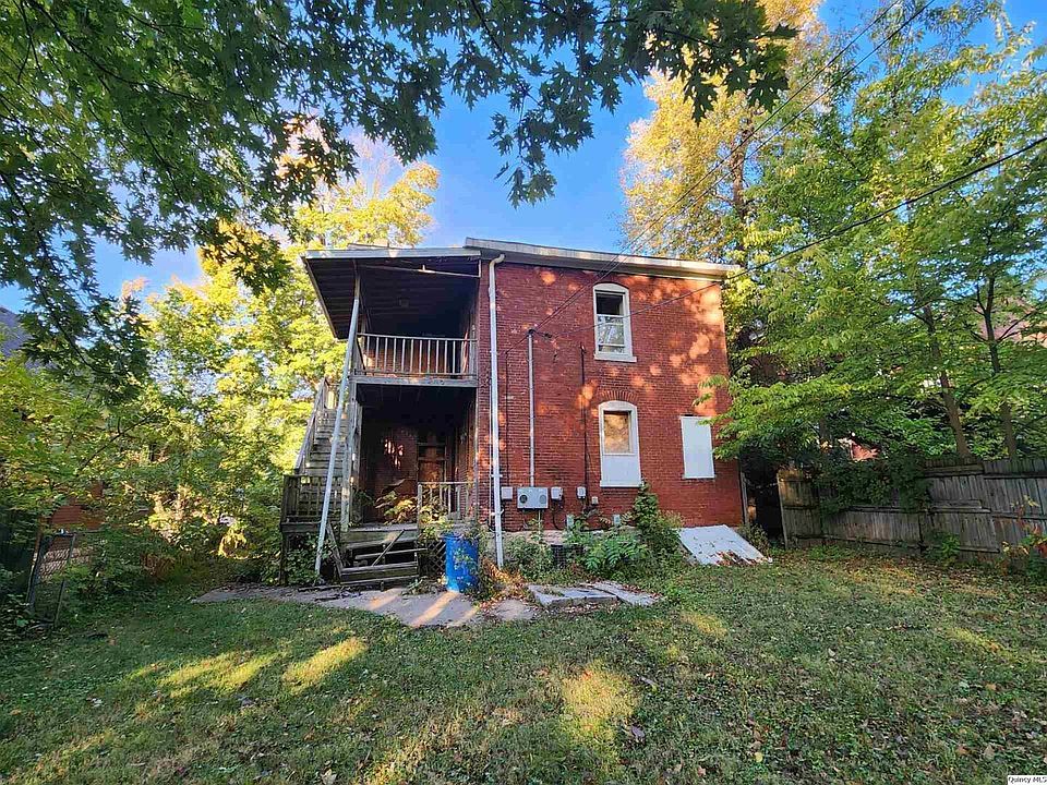 2nd image of 730 N 5th St