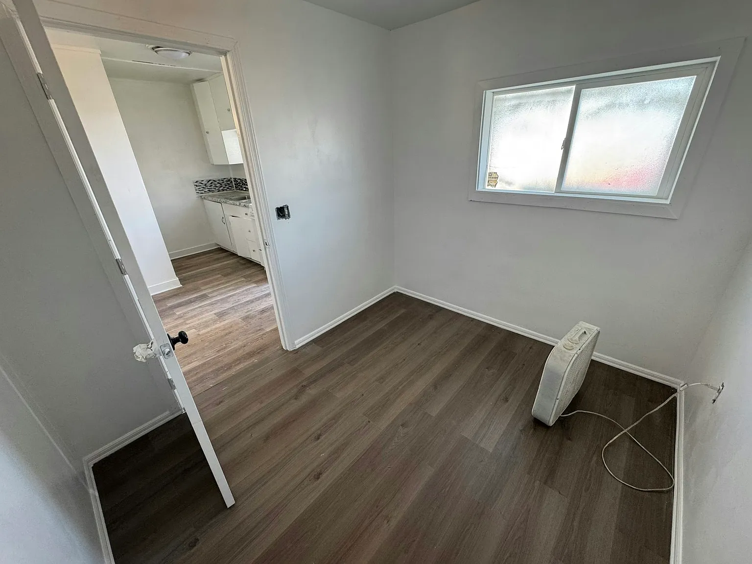 1056 West Marina Drive, Unit 5 — Photo 3