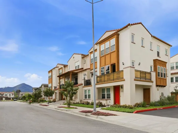 625 Los Castanos Dr #42, Morgan Hill, CA 95037