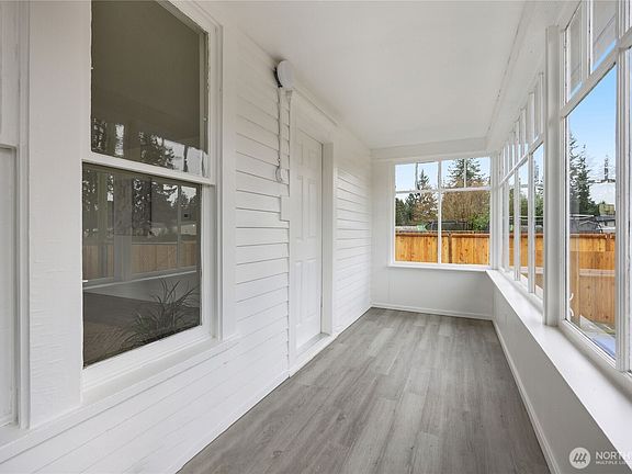 4th image of 102 180th Street S
